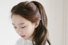 夏天怎樣扎頭發(fā)好看？女生夏天適合怎樣扎頭發(fā)？[多圖]