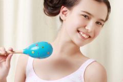 16歲胸部還會發(fā)育嗎？胸部一個大一個小怎么辦？[多圖]