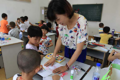 孩子上補(bǔ)習(xí)班好不好？孩子該上什么樣的補(bǔ)習(xí)班[多圖]