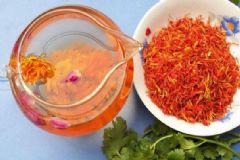 紅花油有什么功效？紅花油的功效與作用[圖]