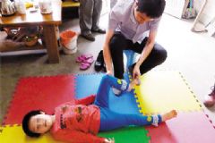小兒腦癱能治愈嗎？？小兒腦癱可以治愈嗎[圖]