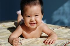 兒童發(fā)燒怎么退燒最快？兒童發(fā)燒物理降溫的方法有哪些？[多圖]