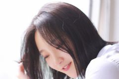 青春期女生掉頭發(fā)正常嗎？青春期掉頭發(fā)怎么辦？[多圖]