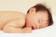 開燈睡覺會(huì)長(zhǎng)不高嗎？開燈睡覺會(huì)影響身高嗎？[圖]