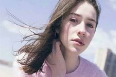 嘴角開(kāi)裂是什么原因？嘴角開(kāi)裂怎么辦？[圖]