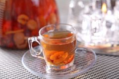 枸杞和紅棗泡酒喝有什么好處？枸杞紅棗泡酒喝的功效與作用[圖]