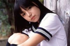 13歲女孩可以涂指甲油嗎？13歲女孩涂指甲油有什么危害？[多圖]