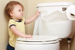 小孩拉肚子發(fā)燒是怎么回事？小孩腹瀉發(fā)燒什么原因？[圖]