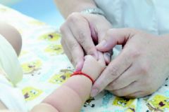 小兒發(fā)燒推拿方法有哪些？小兒發(fā)燒怎么推拿退燒？[圖]