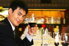 喝酒后胃不舒服怎么辦？喝酒后胃不舒服怎么調(diào)理？[圖]