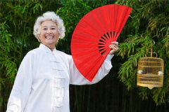 老年人做什么運(yùn)動(dòng)好？老年人日常保健知識(shí)[多圖]