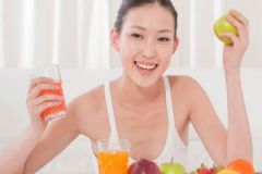 口腔潰瘍的癥狀有哪些？怎樣可以治好口腔潰瘍？[多圖]