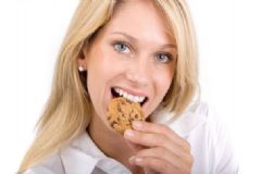 口腔潰瘍不能吃什么食物？口腔潰瘍怎么食療？[多圖]