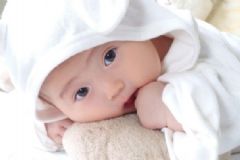 奶蘚和濕疹一樣嗎？奶蘚和濕疹的區(qū)別[圖]