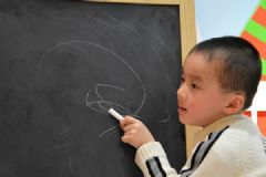 放學(xué)以后我很少運(yùn)動，放學(xué)以后我總是獨(dú)自回家[多圖]