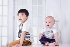 我不想讓爸媽生二胎怎么辦？小孩不讓爸媽生二胎方法介紹[多圖]