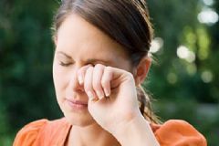 眼睛被辣椒辣到怎么辦？弄了辣椒的手碰眼睛狠辣怎么辦？[多圖]
