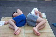 天氣熱晚上睡不著怎么辦？天氣熱晚上怎么降溫？[多圖]