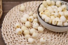 吃蓮子會(huì)脹氣嗎？胃脹氣能吃蓮子粥嗎？[多圖]