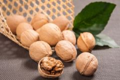 天天吃核桃好嗎？天天吃核桃有什么好處與壞處？[多圖]