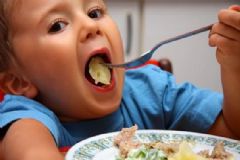 為什么吃飯會要咬到舌頭？吃飯咬到舌頭怎么回事？[多圖]