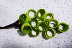 吃絲瓜要削皮嗎？絲瓜皮能不能吃？[多圖]