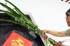 端午節(jié)為什么要掛艾草？端午節(jié)掛艾草的由來[多圖]