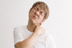 頸椎病的癥狀有哪些？頸椎病怎么預防？[多圖]