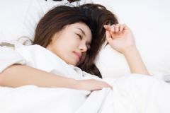 中午睡覺做夢醒不來？中午睡覺睜不開眼怎么回事？[多圖]
