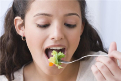 身體水腫怎么辦？水腫吃什么食物好？[多圖]
