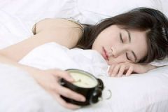 經(jīng)常失眠怎么辦？怎樣改善睡眠質(zhì)量？[多圖]