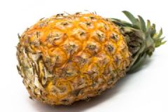 菠蘿用什么水泡？吃菠蘿用什么水泡好吃？[多圖]