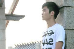 15歲男孩腋臭怎么辦？15歲男孩腋臭怎么治療？[多圖]