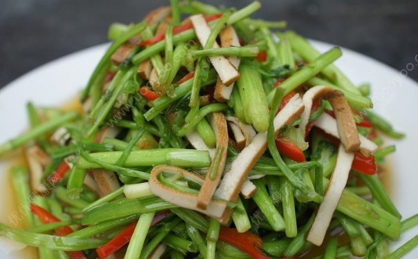 芹菜與雞肉相克嗎？芹菜和雞肉一起吃會(huì)怎樣？(4)
