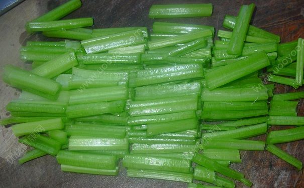 芹菜生吃可以嗎？芹菜是生吃還是熟吃好？(2)