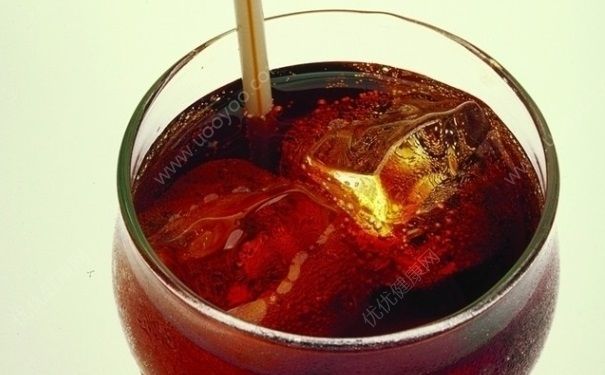 開(kāi)蓋的碳酸飲料能放多久？開(kāi)蓋的飲料多久不能喝？(1)