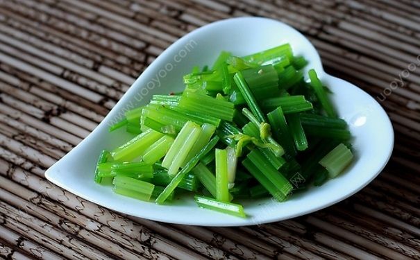 吃芹菜對身體有害嗎？吃芹菜的壞處有哪些？(1)