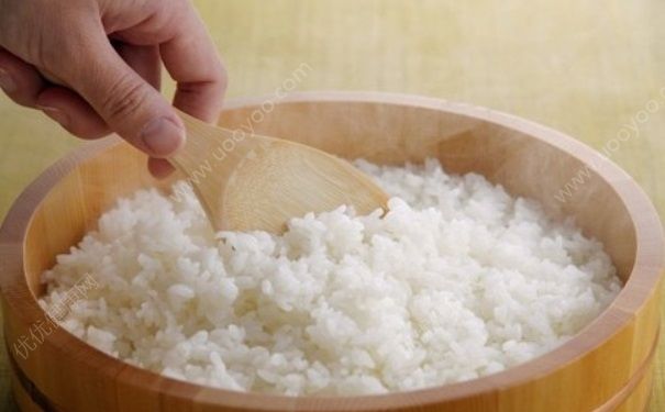 吃?shī)A生飯會(huì)怎樣？吃?shī)A生的飯會(huì)拉肚子嗎？(1)