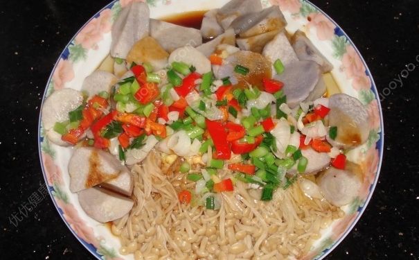 金針菇和芋頭能一起吃嗎？芋頭和金針菇能一起煮火鍋嗎？(4)
