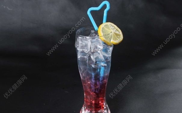碳酸飲料能解渴嗎？碳酸飲料越喝越渴是什么原因？(1)