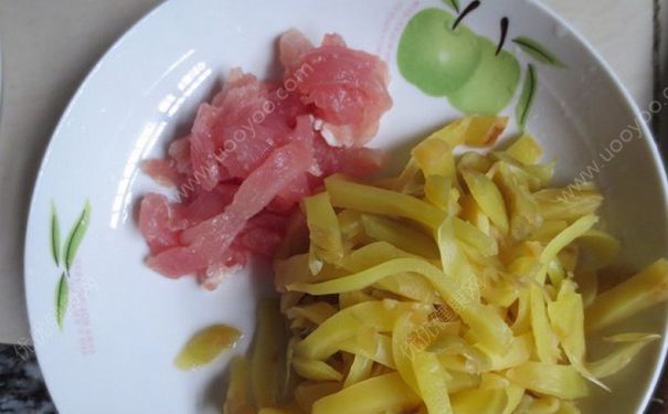 榨菜酸了還能吃嗎？腌的榨菜會(huì)酸怎么辦？(1)