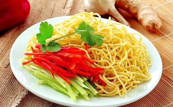 米粉和面條哪個熱量高？米粉和面條哪個容易胖？(1)