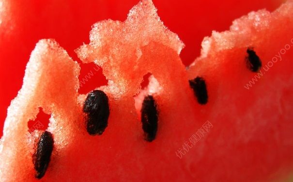 西瓜籽可以吃嗎？西瓜籽是白色的可以吃嗎？(4)