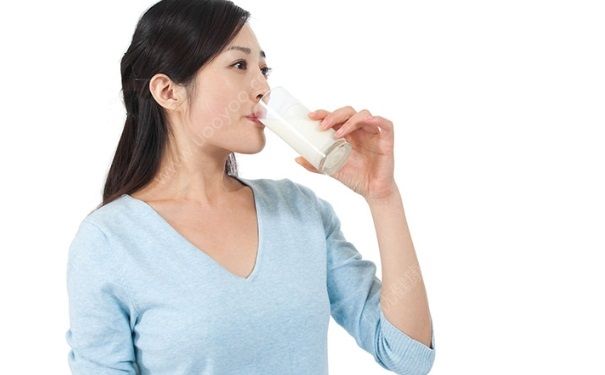 豆奶和牛奶能同飲嗎？豆奶和牛奶可以一起喝嗎？(2)