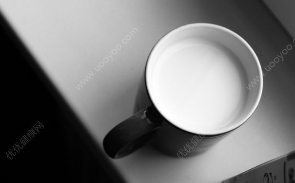 牛奶的熱量是多少？一杯牛奶的熱量高嗎？(2)