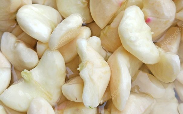 怎樣剝煮熟的菱角？菱角快速剝殼竅門(3)