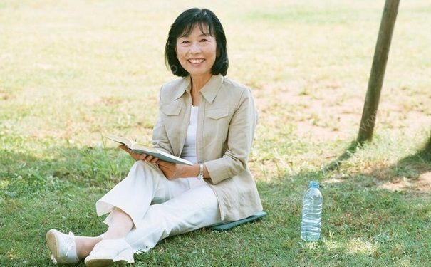 更年期健忘癥要怎么治療？更年期健忘怎么辦？(2)