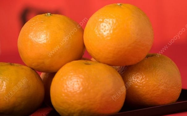 橘子吃多了皮膚易發(fā)黃嗎？橘子吃多了為什么皮膚容易發(fā)黃？(1)