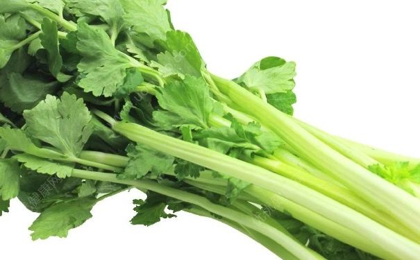 芹菜汁什么時(shí)候喝最好？什么時(shí)候喝芹菜汁最好？(3)