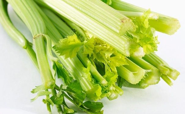 芹菜汁能減肥嗎？芹菜可以減肥嗎？(3)